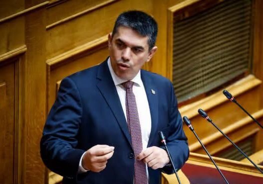Άρτον και θεάματα: Η πολιτική της εικόνας και η εξουσία των likes