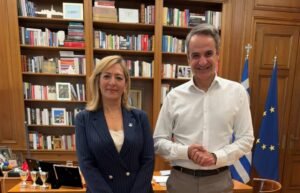 Ανακοίνωση υποψηφιότητας Βίκυς Καβαλλάρη