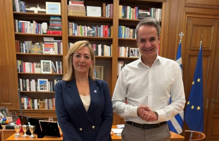Ανακοίνωση υποψηφιότητας Βίκυς Καβαλλάρη